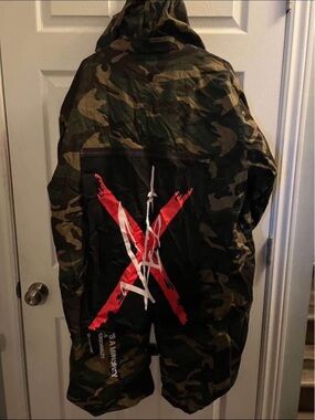 Camouflage Hooded Parka with Red Graphic Back - Men